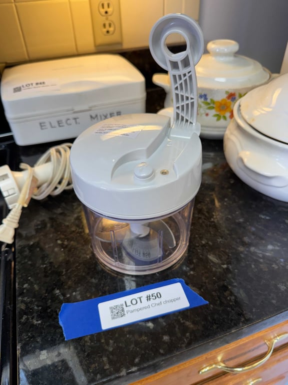 Pampered Chef chopper