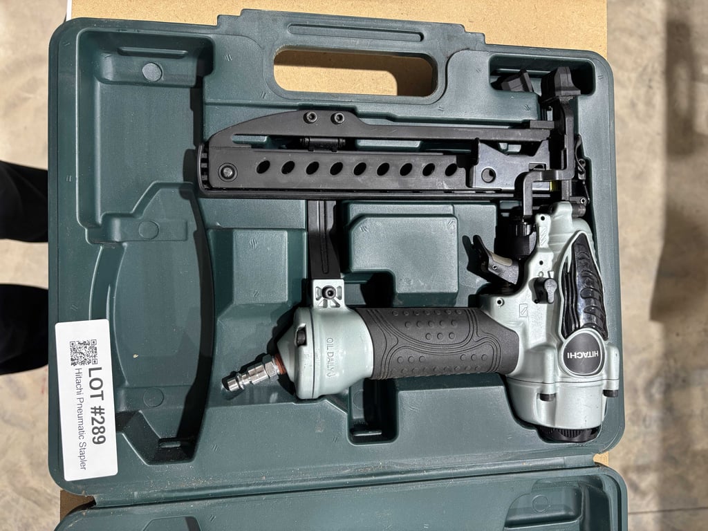 Hitachi Pneumatic Stapler