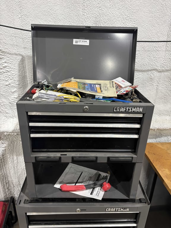 Craftsman 5 drawer tool box & contents - Image 2