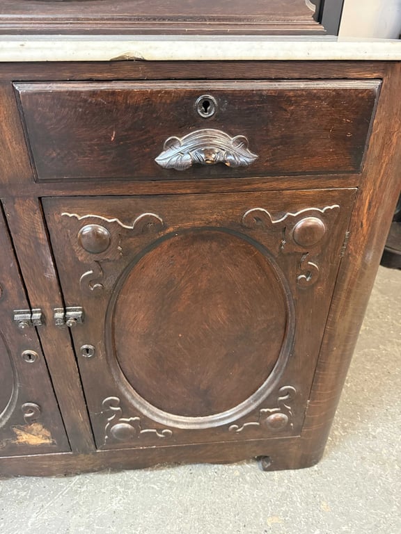 19TH CENTURY VICTORIAN WALNUT MARBLE TOP SIDEBOARD - Image 4