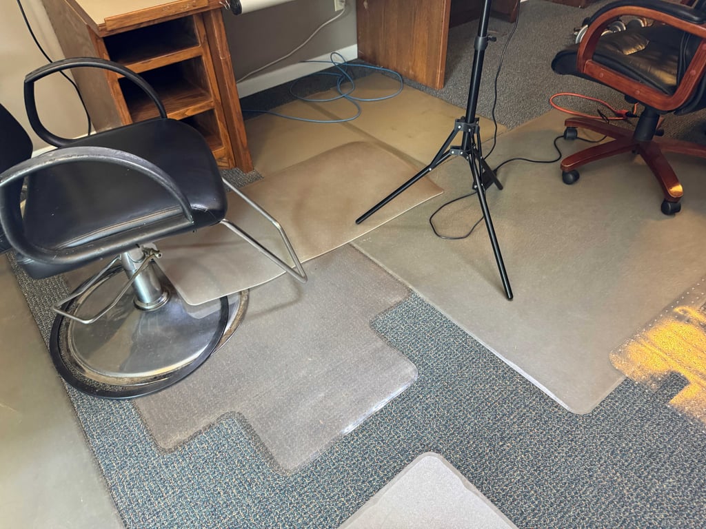 6 floor protectors - Image 3