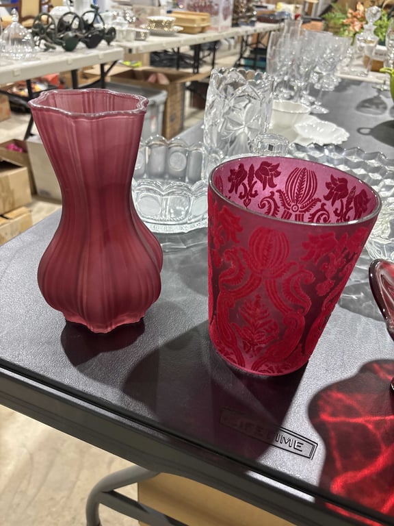 3 Pieces of Red Glassware - Image 2