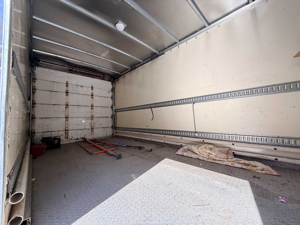 2013 FORD F-450 16 FT BOX TRUCK - Image 4