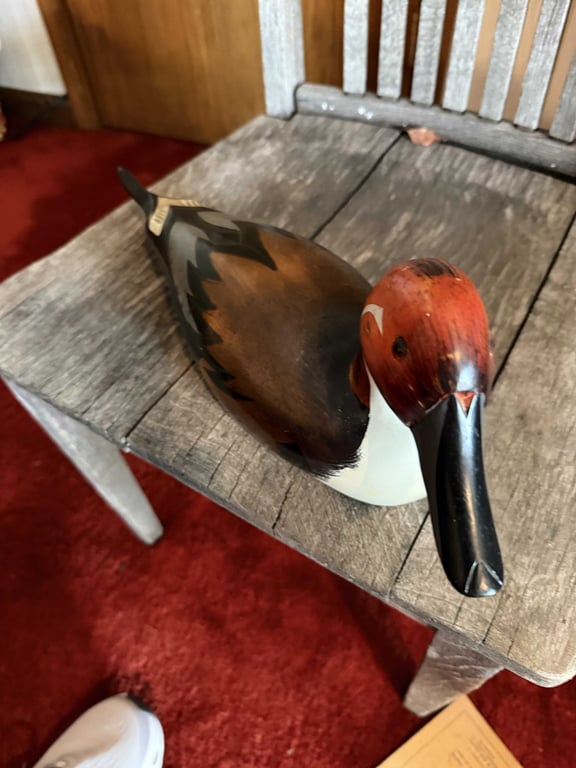 HAND CARVED & PAINTED WOODEN DUCK - Image 2