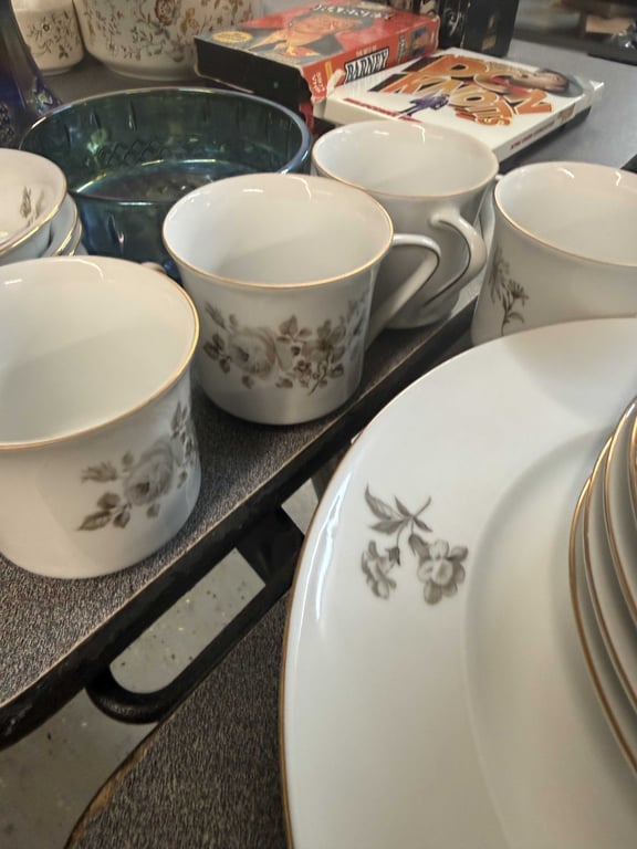 20 PCS. JOHANN HAVILAND BAVARIA GERMANY DISHES - Image 3