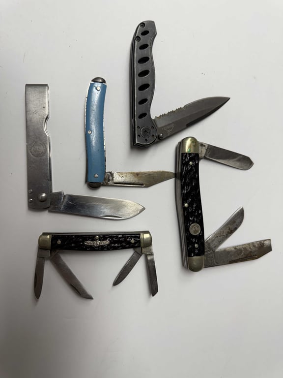 Knife Lot