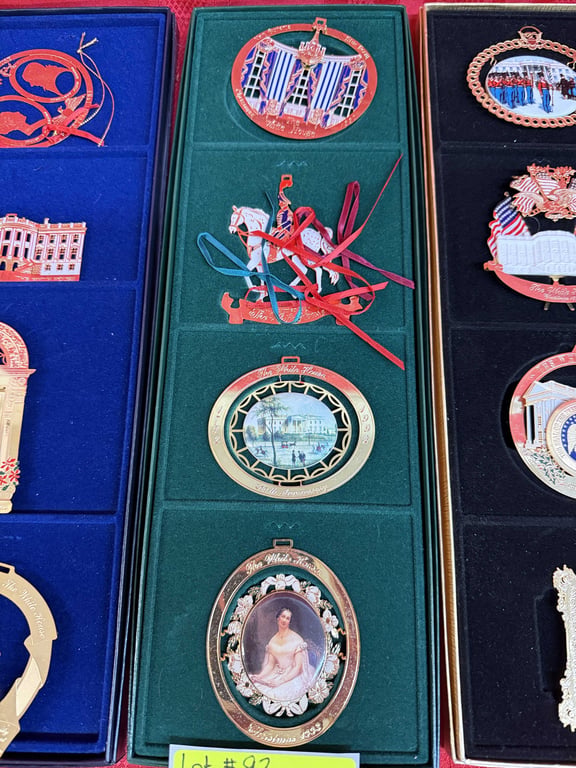3 SET'S OF OFFICIAL WHITE HOUSE HISTORICAL ASSOC. ORNAMENTS - Image 3