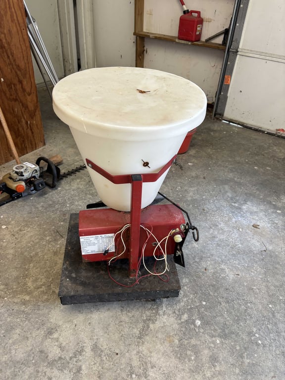 Worksave ATV Mount Seeder - Image 3