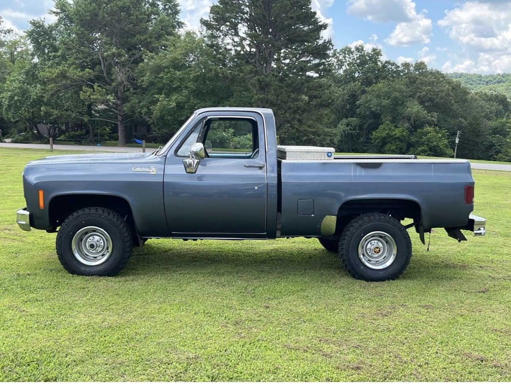 1979 Chevrolet Cheyenne 4x4 - Image 4