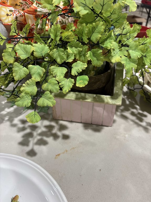 4 Fake Plants - Image 3