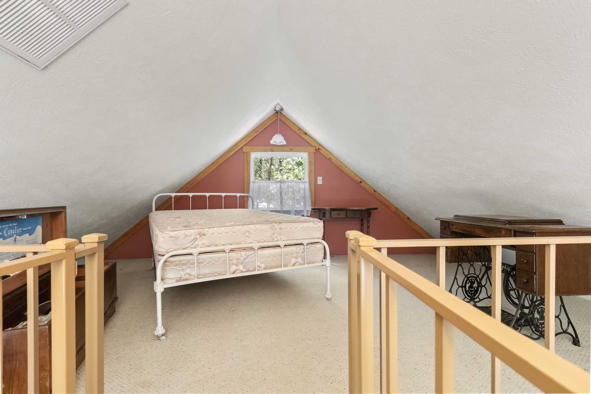 3 bed 3 bath home on 26.19 acres - Image 47