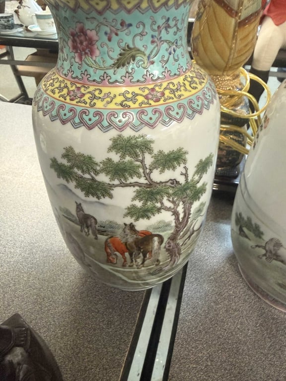 VTG CHINESE RARE CULTURAL REVOLUTION VASES - Image 3