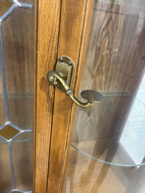China Cabinet - Image 7