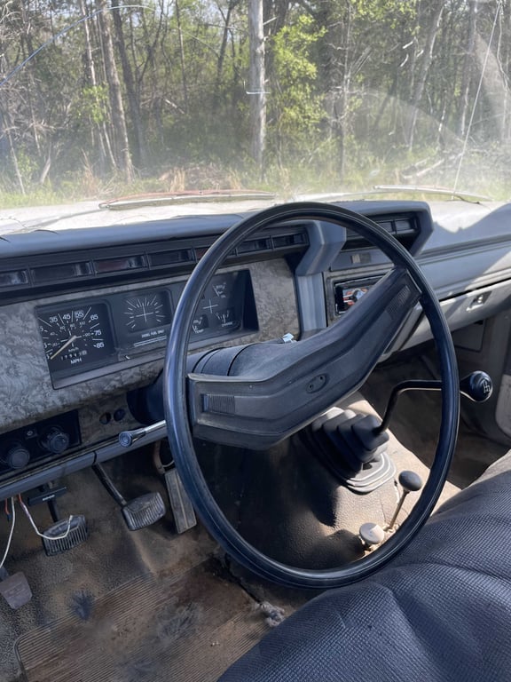 1986 F-350 Dump Truck - Image 5