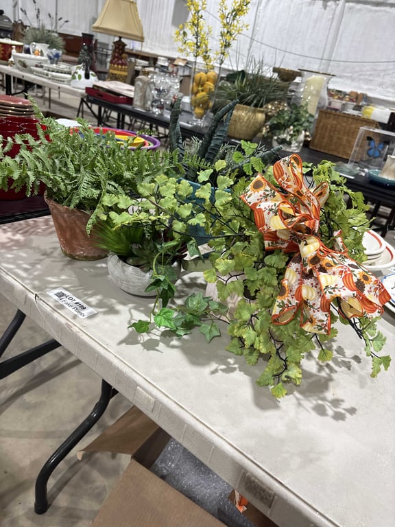 4 Fake Plants
