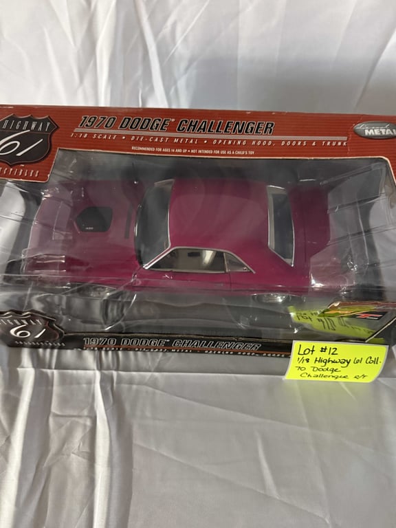 1:18 HIGHWAY 61 COLL. 70 DODGE CHALLENGER R/T - Image 2