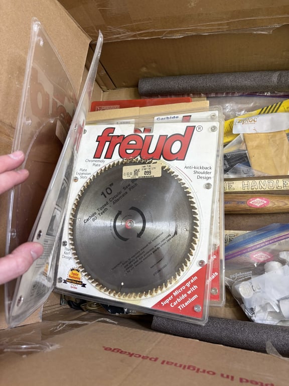 Box of Misc Blades, Bits, etc - Image 3