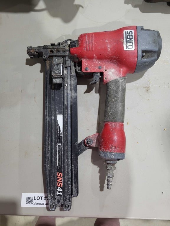Senco air nailer - Image 2