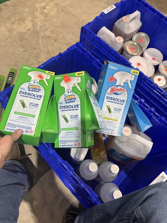 Tote of misc cleaning supplies/liquids - Image 3