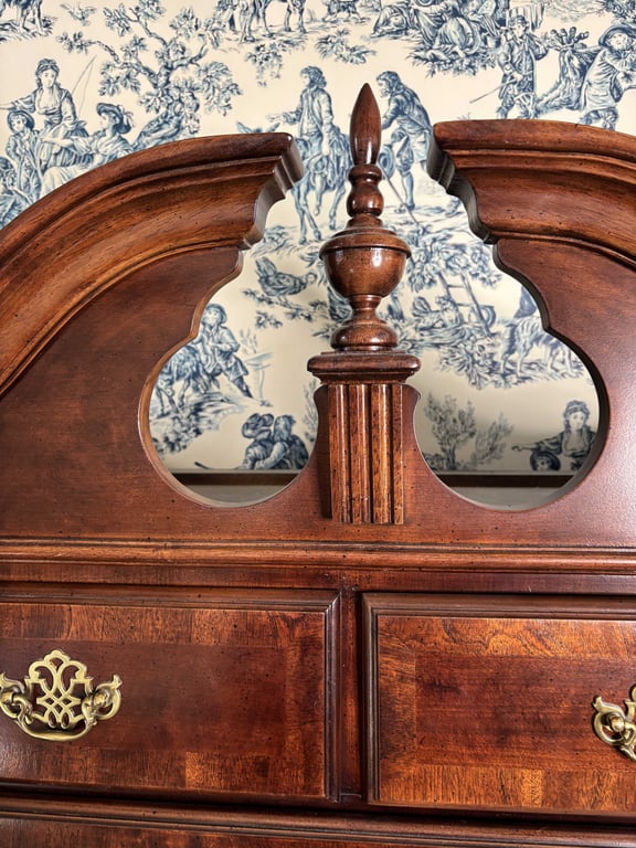 Vintage 9 Drawer Queen Anne Style Highboy - Image 9