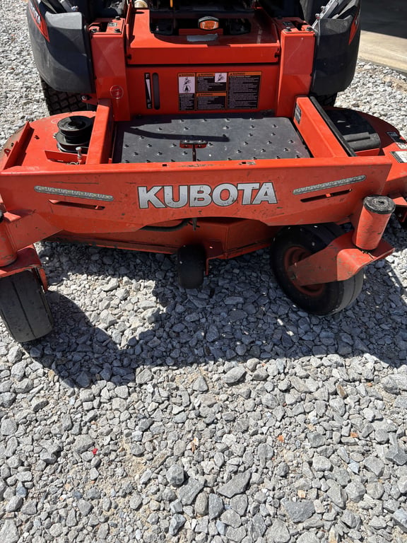 Kubota Z125S Zero Turn Mower - Image 7