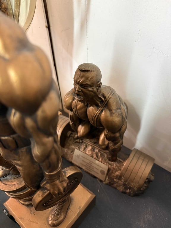 5 WEIGHT LIFTING TROPHIES - Image 3