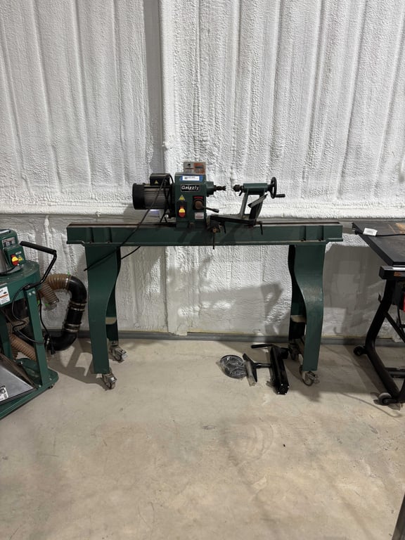 Grizzly Industrial Variable Speed Wood Lathe