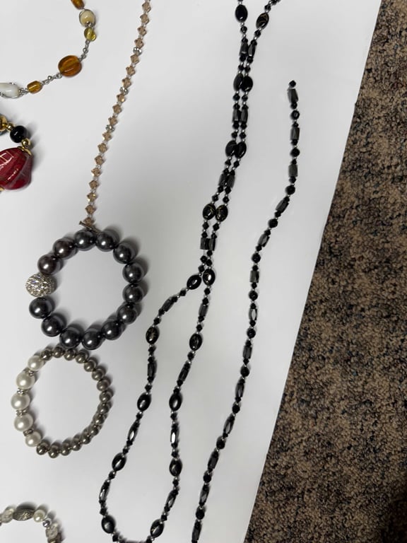 Misc Costume Jewelry - Image 5