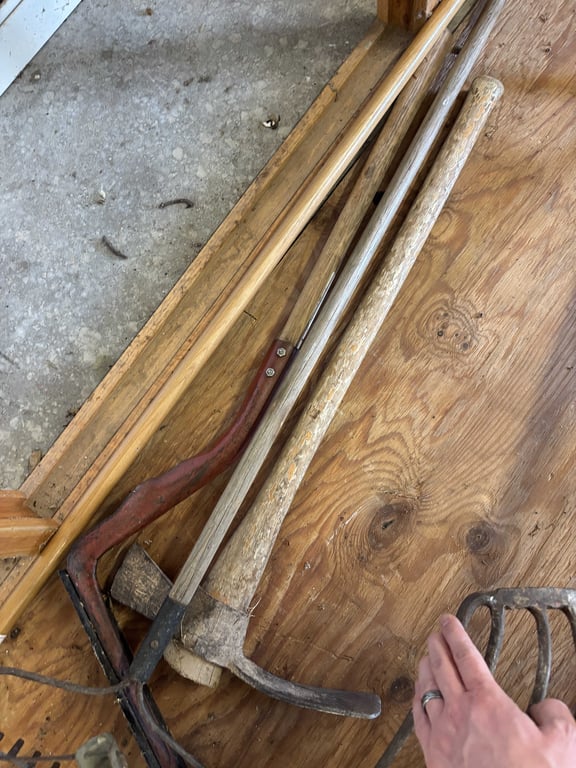 Yard Tools - Image 2