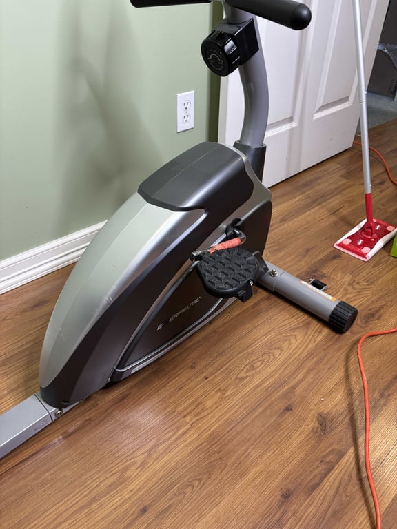 Exerpeutic Exercise Bike - Image 3