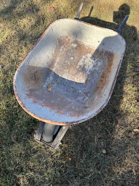 Wheelbarrow - Image 3