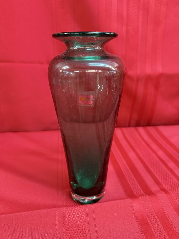 BLENKO GLASS VASE