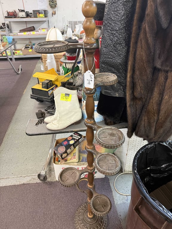 VTG TIERED PLANT STAND