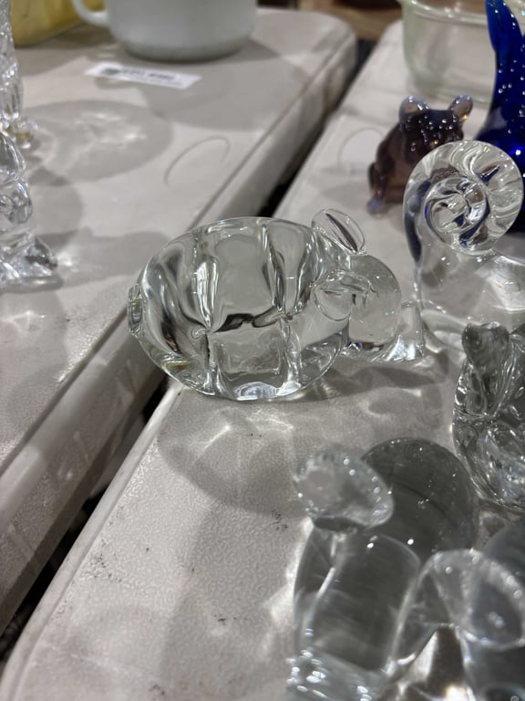 Clear glass figures - Image 5