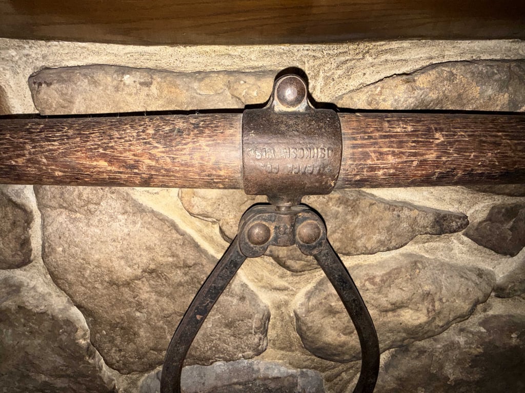 ANT. WOODEN & FORGED IRON SINGLETREE OR WHIFFLETREE - Image 2