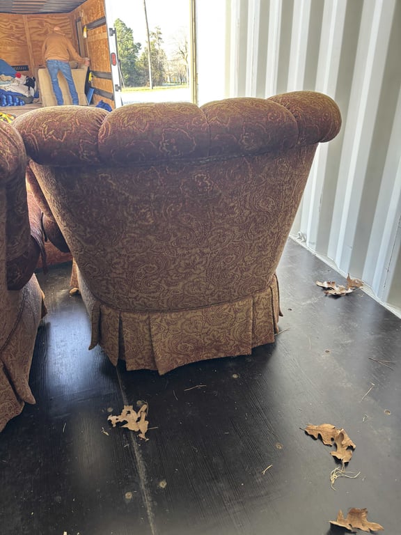 2 Red Cushioned Arm Chairs & 1 Ottoman - Image 9