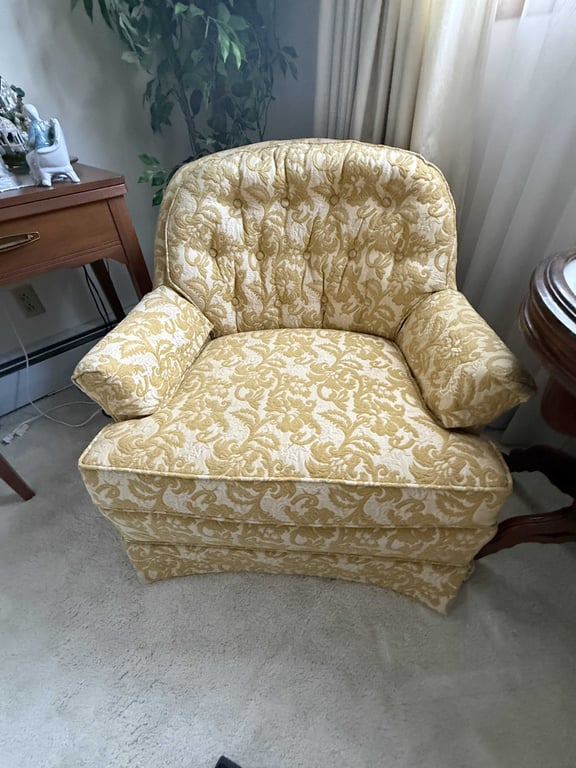 PR YELLOW/GOLD HENREDON LOUNGE CHAIRS - Image 2