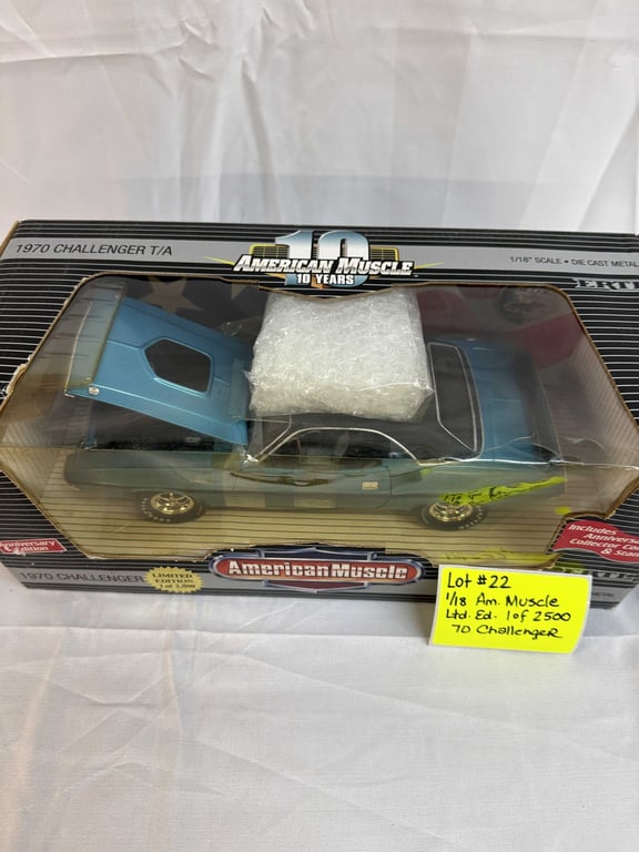 1:18 AM. MUSCLE LTD. ED. 1 OF 2500 70 CHALLENGER - Image 2