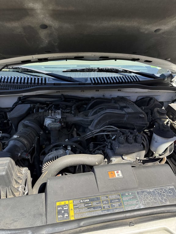 2004 EDDIE BAUER FORD EXPLORER 70,871 MILES - Image 3