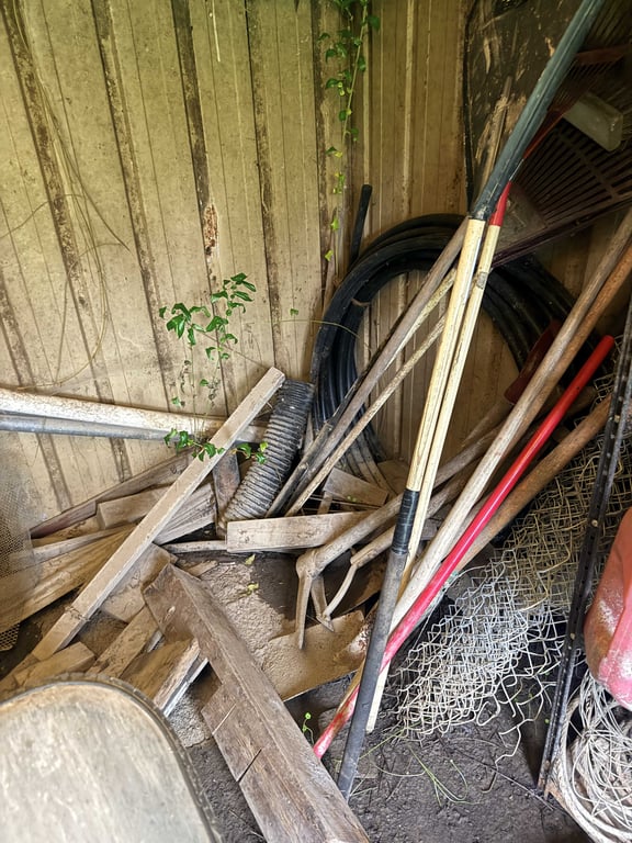 Entire Contents of Storage Building - Image 3