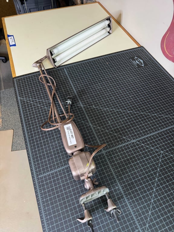 Clamp on table lamp
