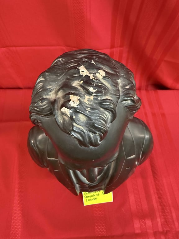 CHALKWARE BUST OF PRESIDENT ABRAHAM LINCOLN - Image 2