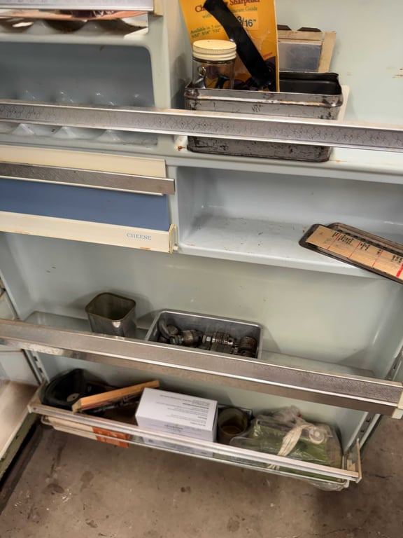 Green storage refrigerator and contents - Image 8