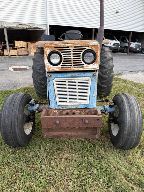 Long 460 Tractor