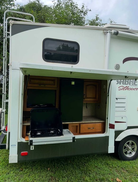 2013 Forest River Palomino - Image 6