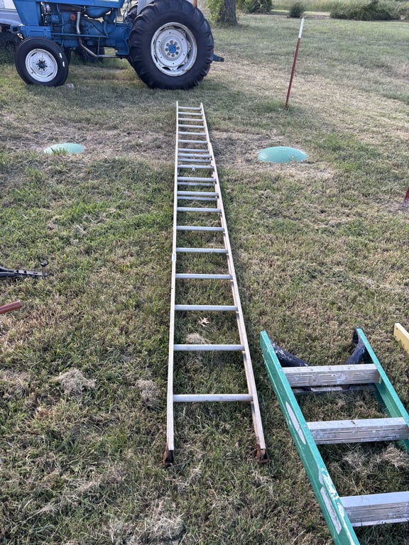 20' aluminum extension ladder