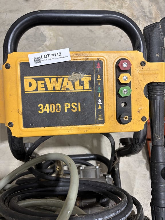 DeWalt 3400 PSI Pressure Washer - Image 2
