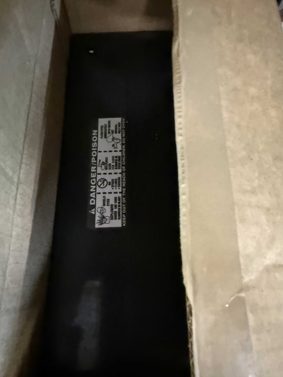 RECHARGABLE BATTERY