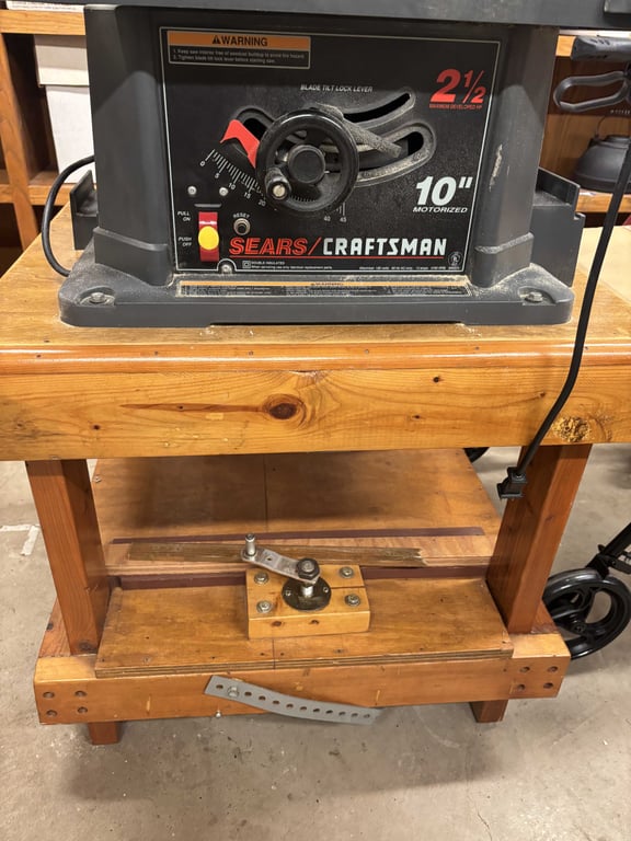 Craftsman 10" table saw and wooden stand - Image 3