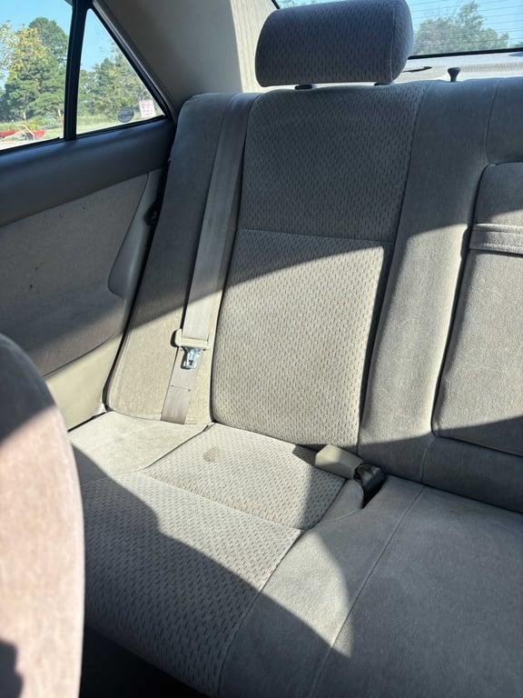 2002 Toyota Camry LE - Image 15